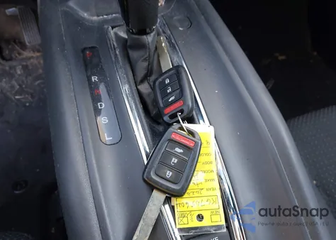 2019 Honda Hr-V Lx из США, поврежденный, VIN 3CZRU6H34KG705602